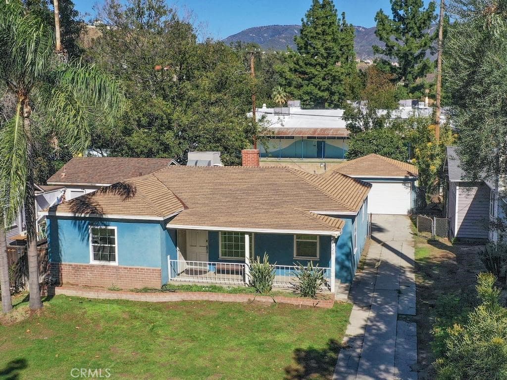 726 W Marshall