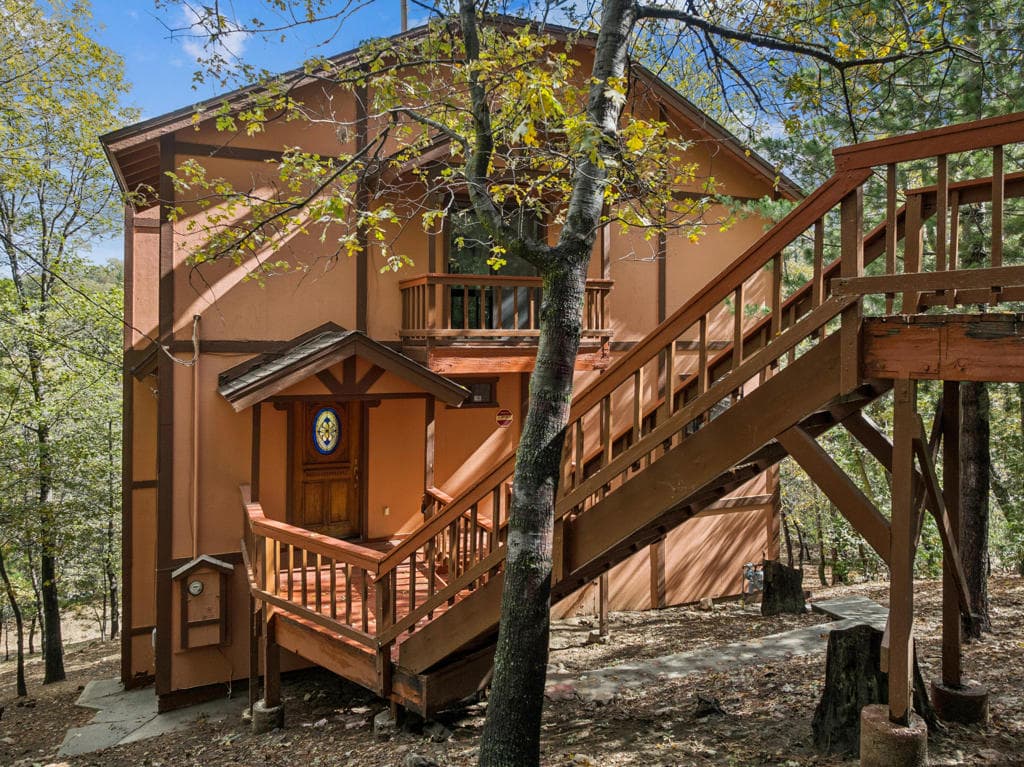 1227 Portillo Lane