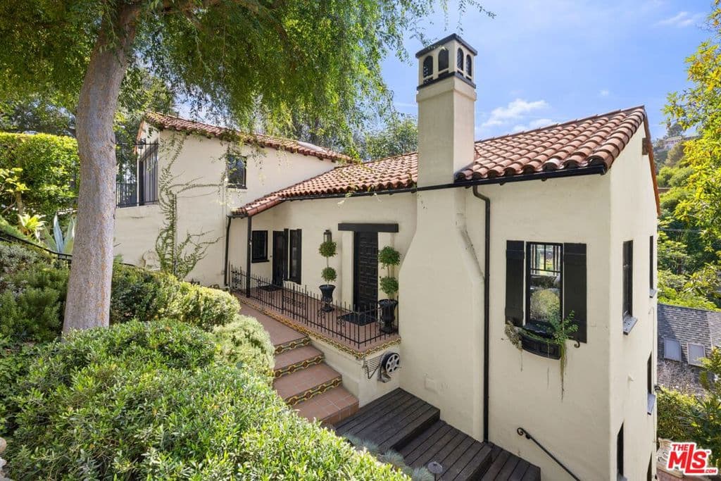 5826 Tuxedo Terrace