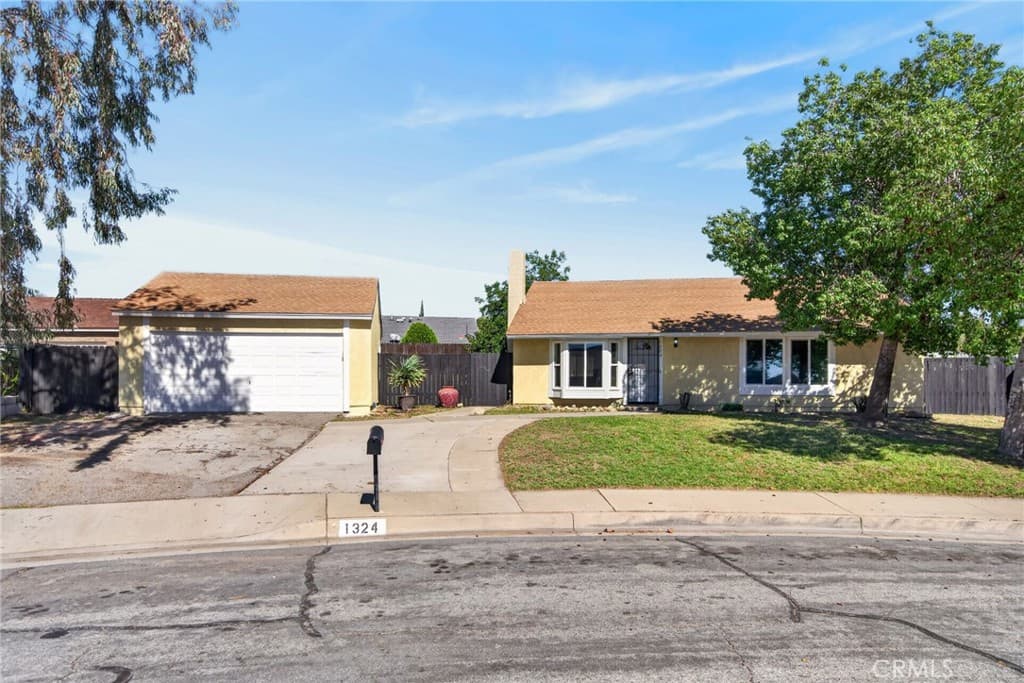1324 W Morgan