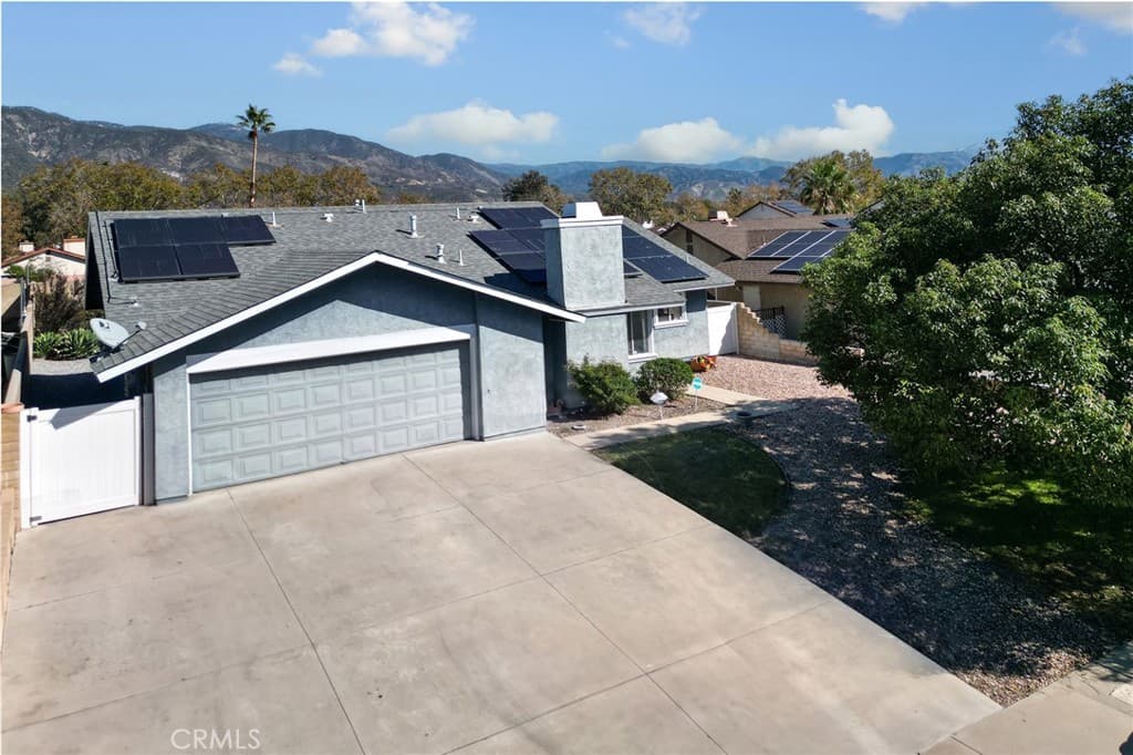 1486 Creekside