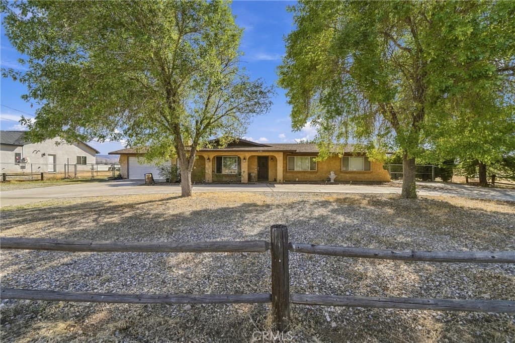21775 Sioux Road
