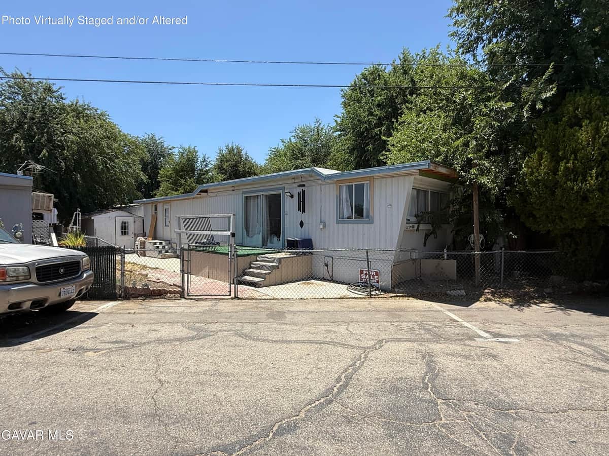 2515 E East Avenue I