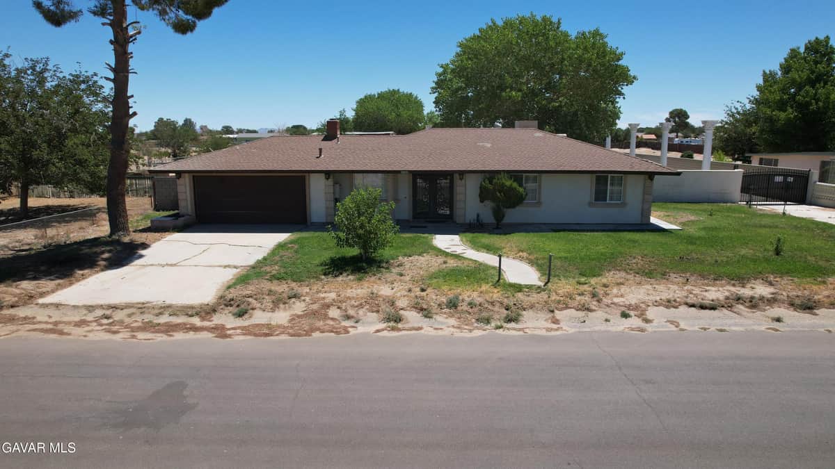 41060 E 158th Street East Street