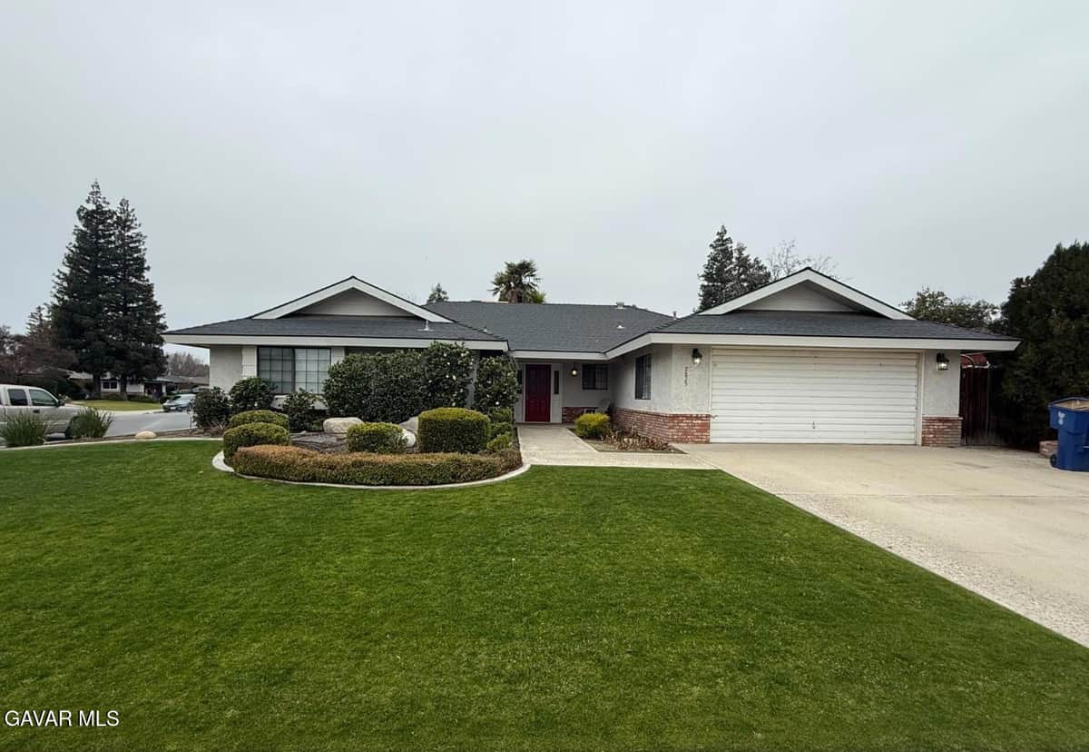 2825 Kootenay Court