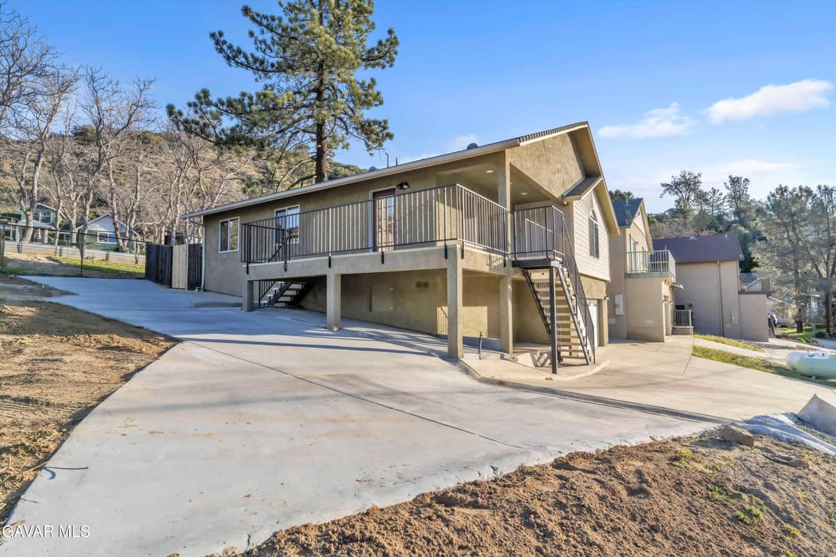 17819 Elizabeth Lake Road