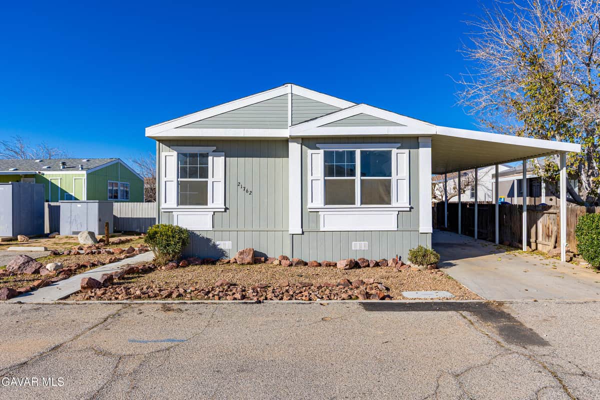 21762 Wisteria Street