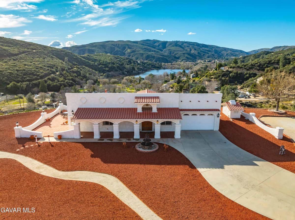 43738 Mountain View Road