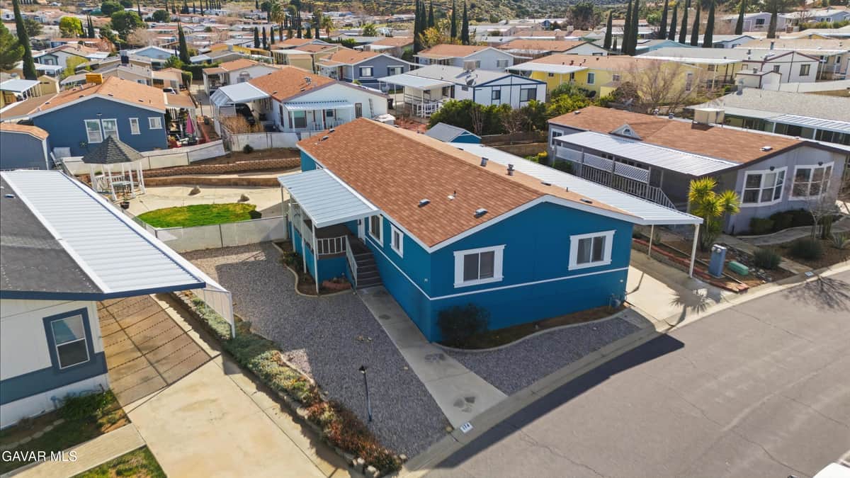 5200 Entrar Drive