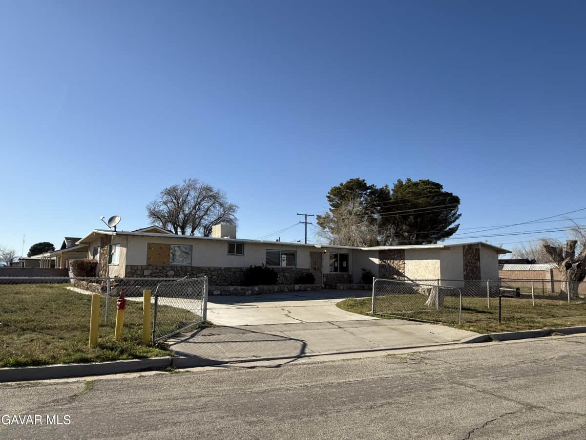 12401 El Mirage Street