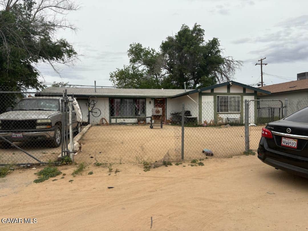 21207 Kenniston Street