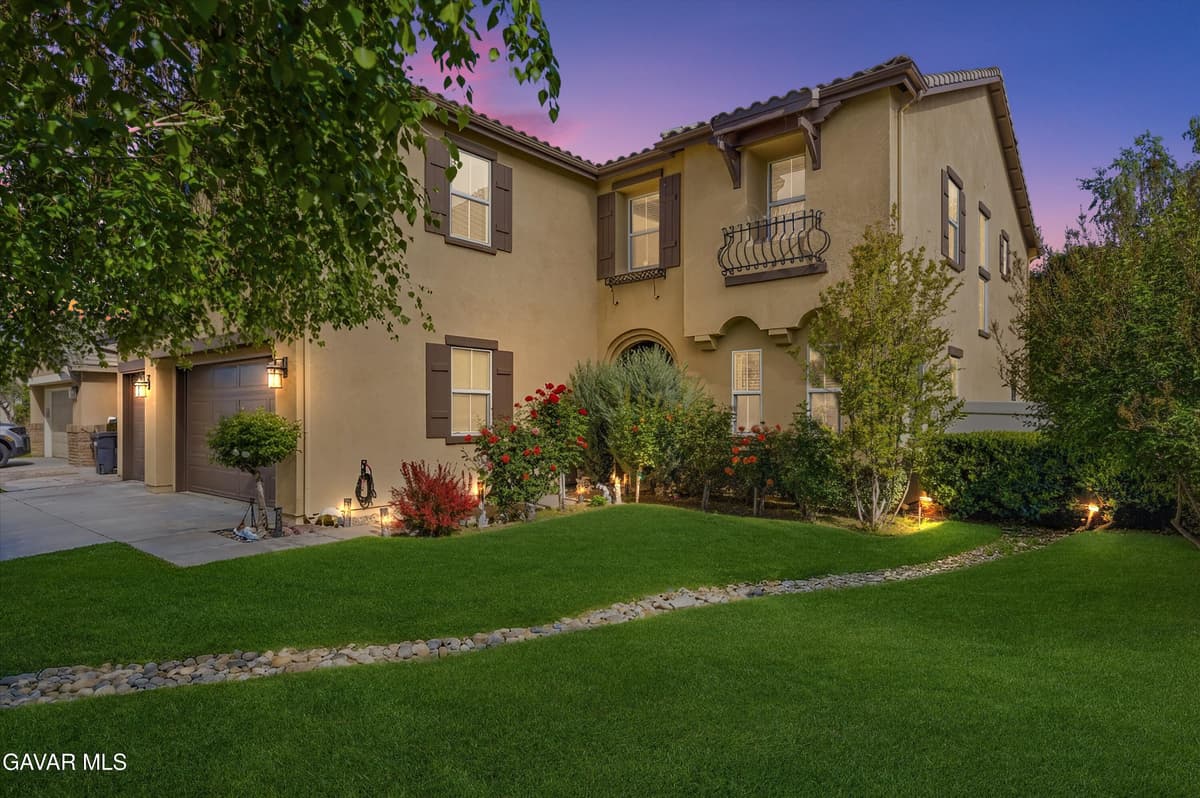 905 Valerie Lane